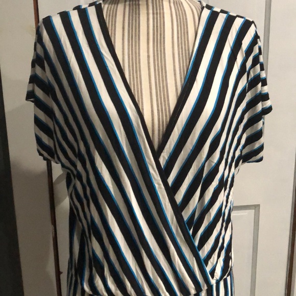 Michel Studio Collection Maxi Dress - Picture 7 of 13